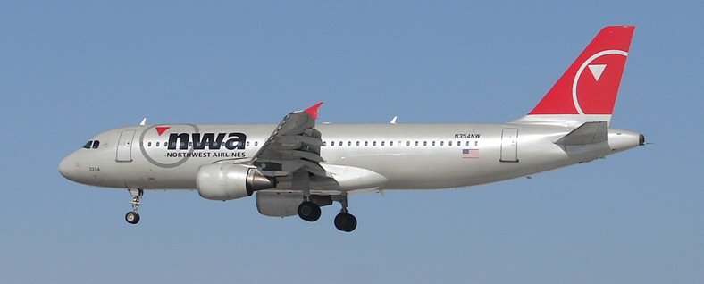 Northwest Airlines A-320 (417810476).jpg