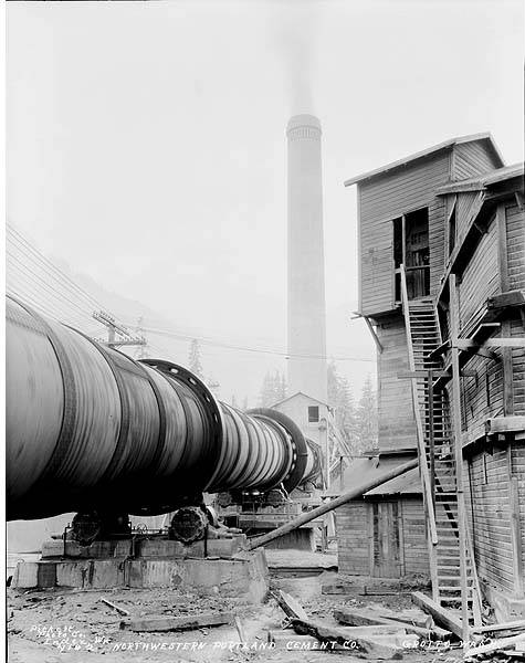 File:Northwest Portland Cement Company, Grotto, ca 1928 (PICKETT 1027).jpg