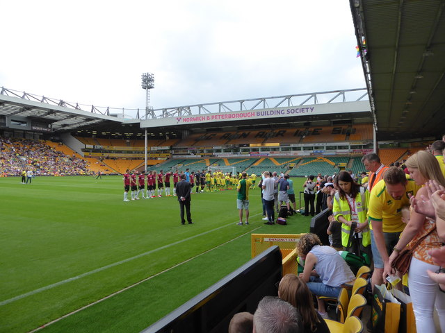 File:Pre-match greetings at Carrow Road - geograph.org.uk - 5074875.jpg