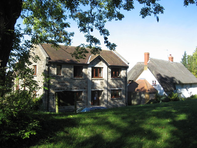 File:The Village Hall Liddington - geograph.org.uk - 1001673.jpg