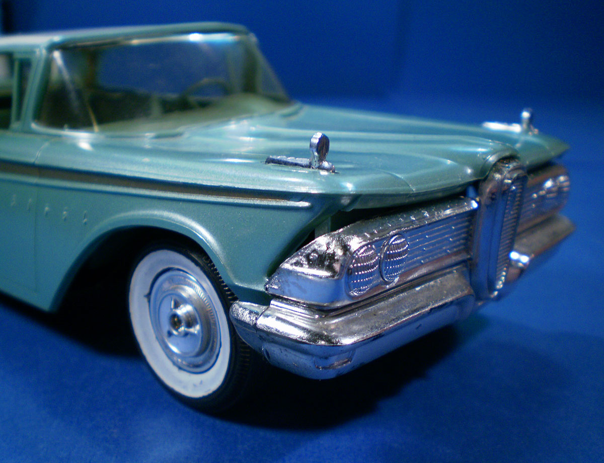 1968 Mercedes-benz 200 Light Blue 1/18 Diecast Model Car By Norev : Target