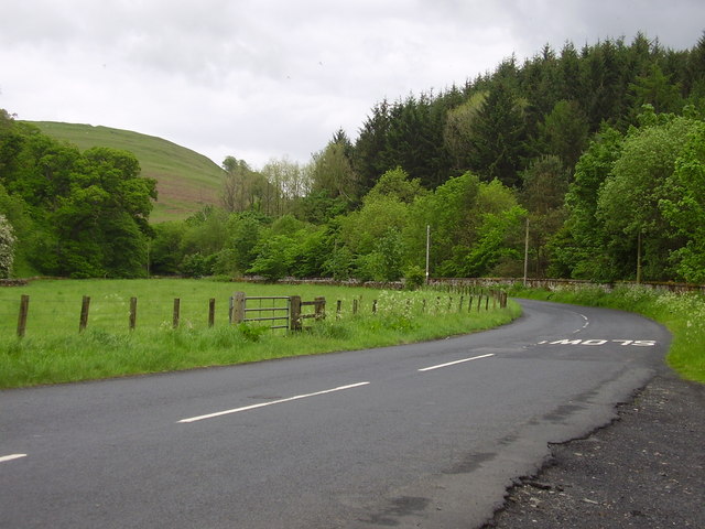 File:B6399 road heading south - geograph.org.uk - 828120.jpg