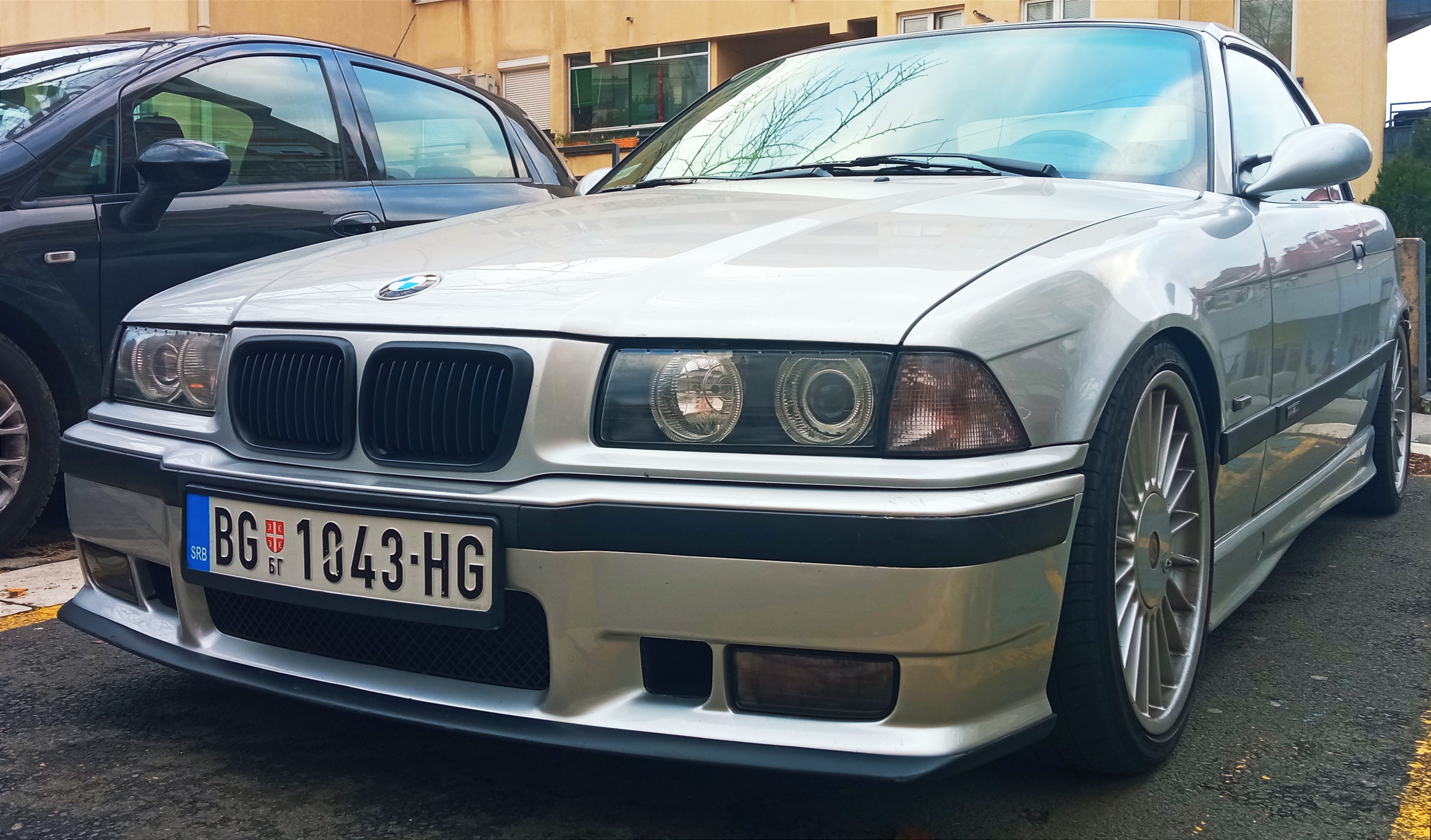 Bmw 320i e36 wiki #1