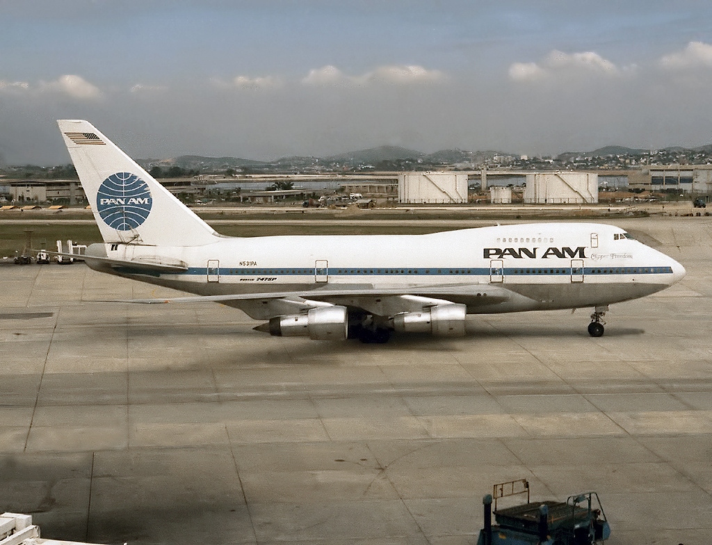 大量入荷ヘルパ [ 517997 ] B747SP-21 PAN AM (パンナム) -Clipper Young America- ( 1/500 ) Herpa Club Model 民間航空機