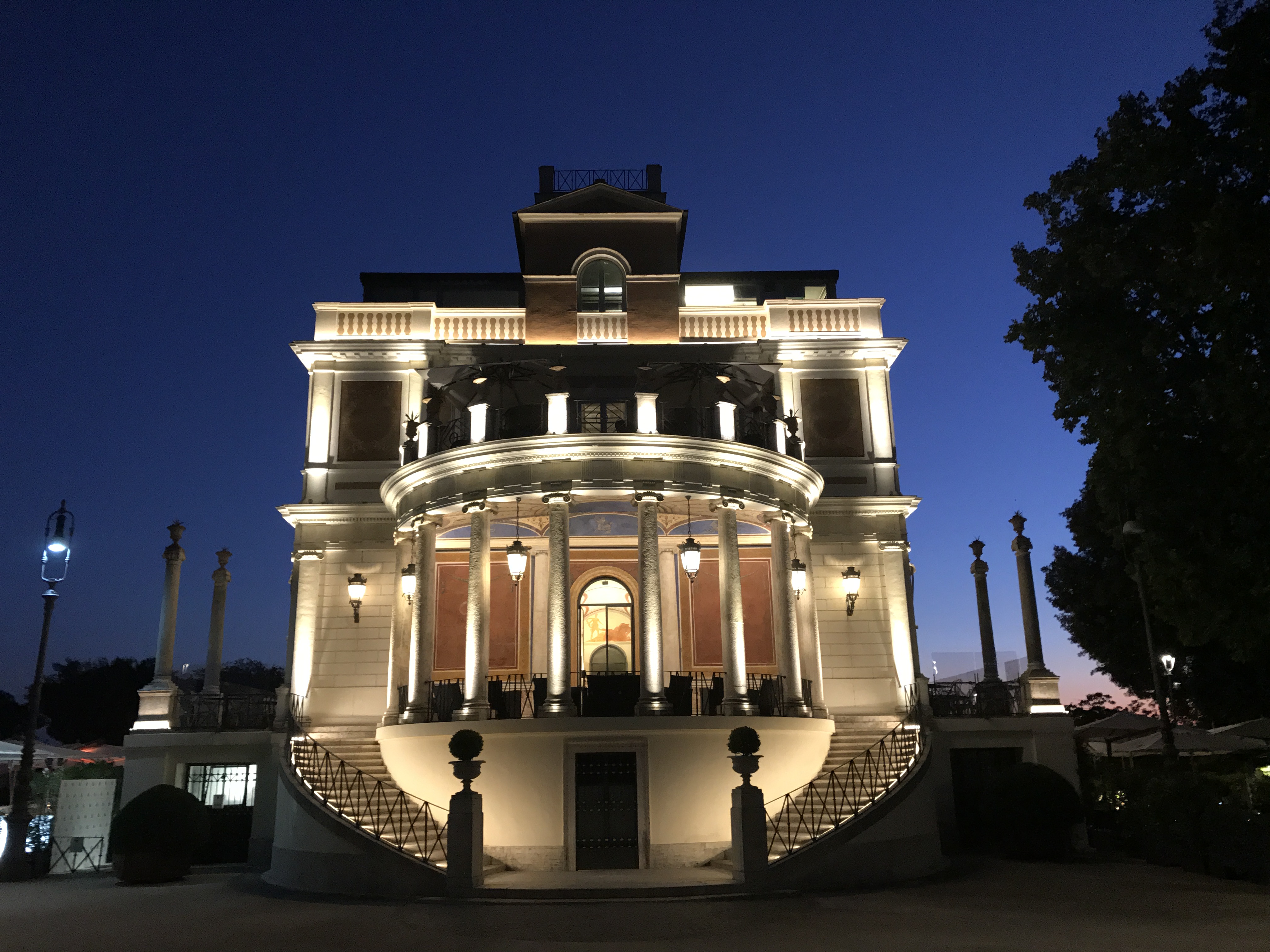 Casina valadier matrimonio