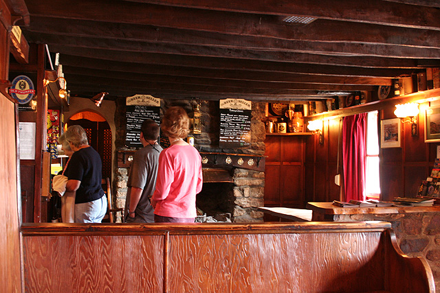 File:Dartmoor Forest, The Warren House Inn - geograph.org.uk - 512909.jpg