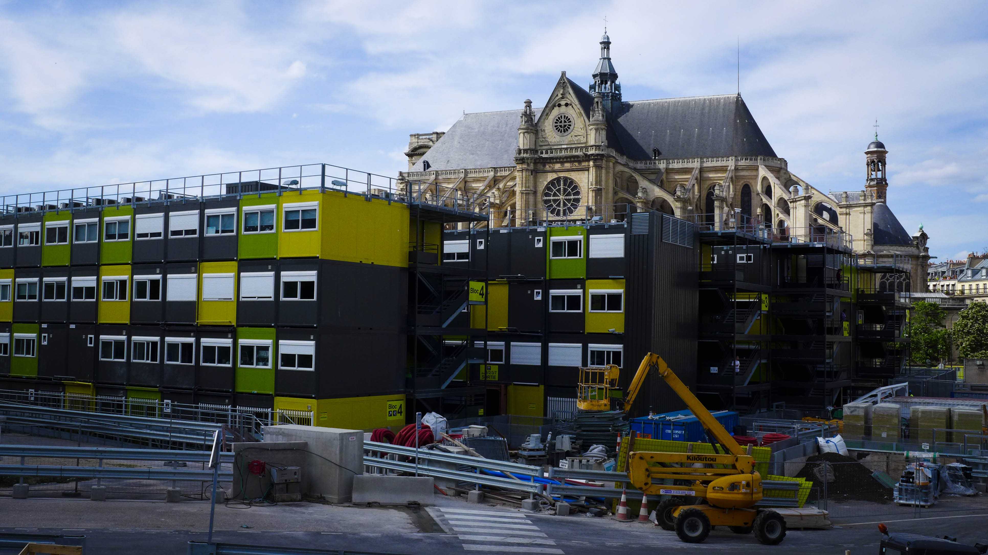 Filing forum. Forum des Halles Париж.