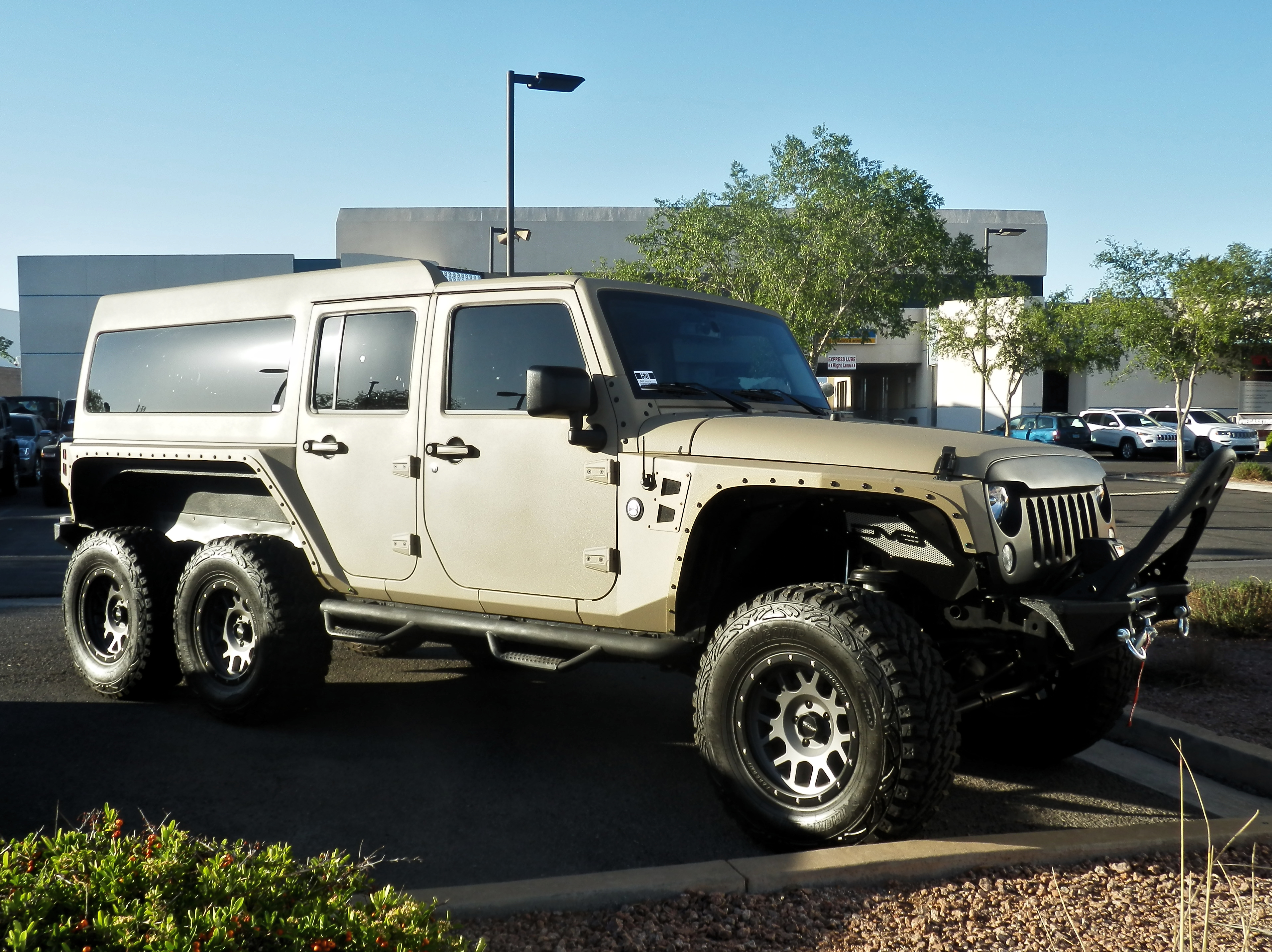 File:Jeep Wrangler 6x6  - Wikimedia Commons