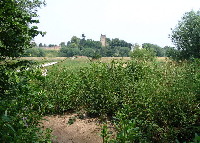 File:Kingsbury church - geograph.org.uk - 196200.jpg