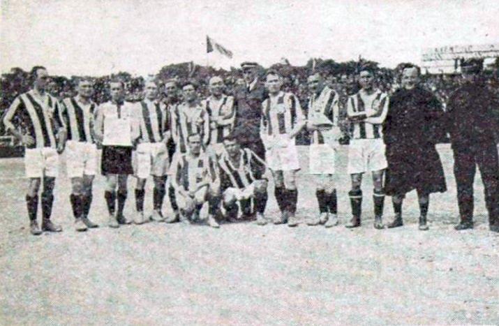 Файл:L'équipe de football de Tchécoslovaquie, victorieuse des Jeux Interalliés en 1919.jpg
