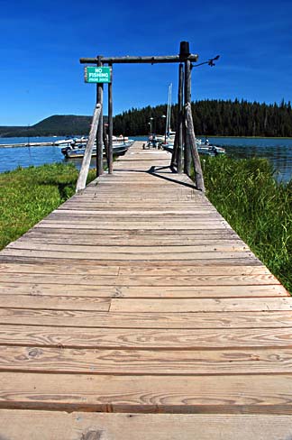 File:Paulina Lake Dock (Deschutes County, Oregon scenic images) (desD0155).jpg