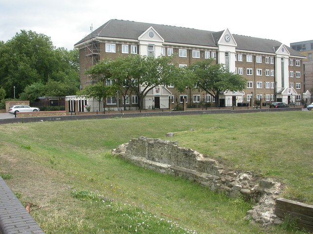 File:Rotherhithe, manor house ruins - geograph.org.uk - 1402265.jpg