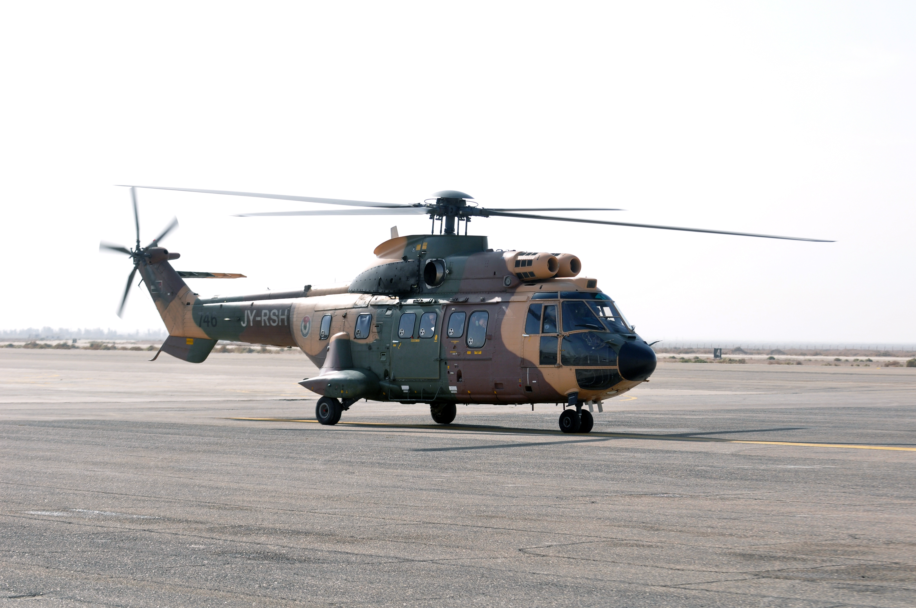 File:Royal Jordanian Air Force helicopter.jpg - Wikimedia Commons