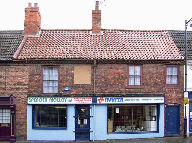 File:Spencer Molloy, Electricals Shop - geograph.org.uk - 446248.jpg