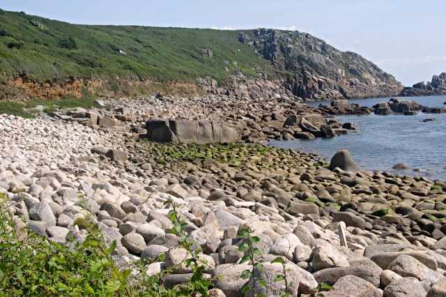 File:The Beach at St Loy - geograph.org.uk - 319424.jpg