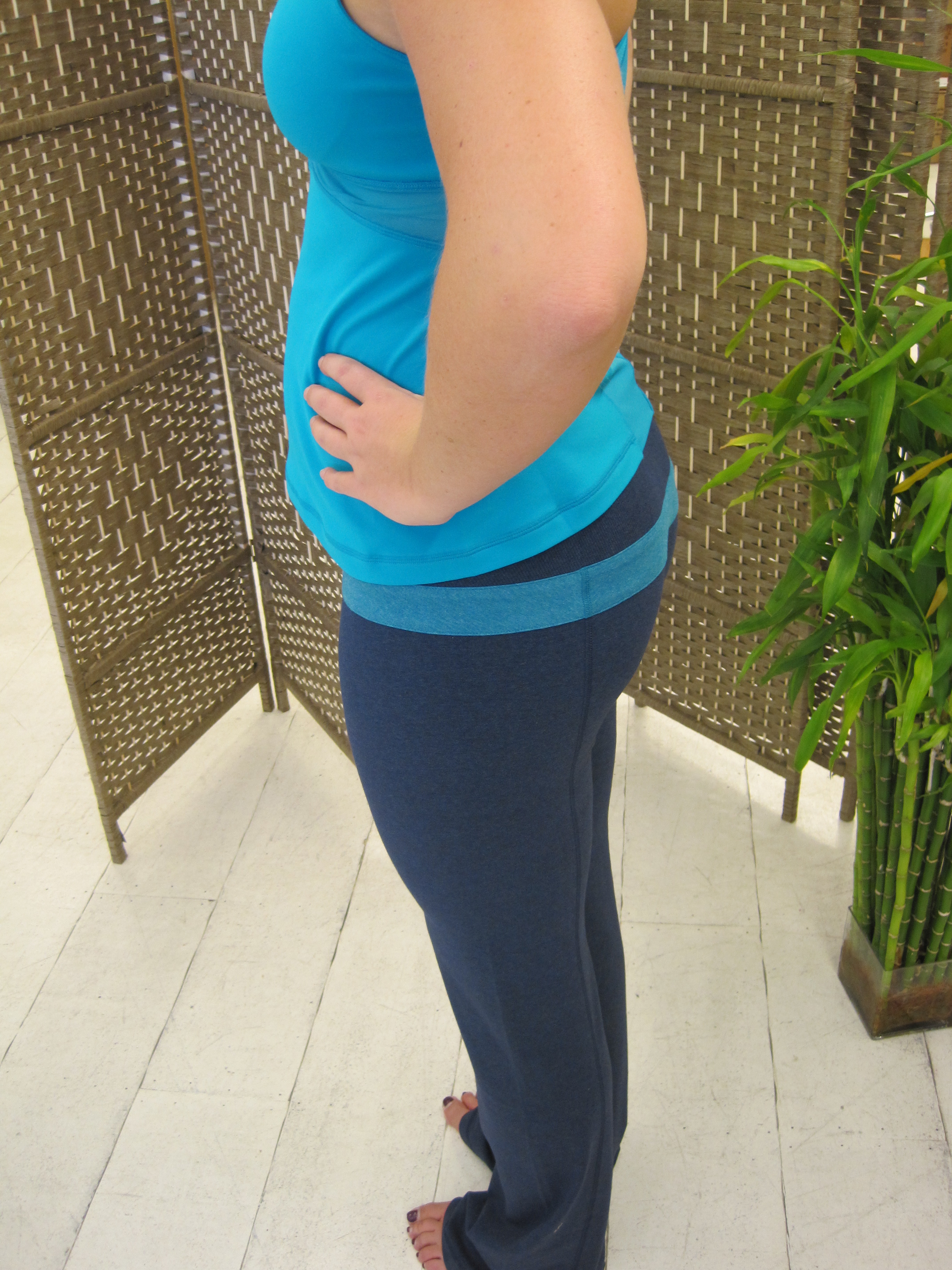 Susan Graver Weekend Premium Stretch Pull-On Capri Leggings - QVC.com