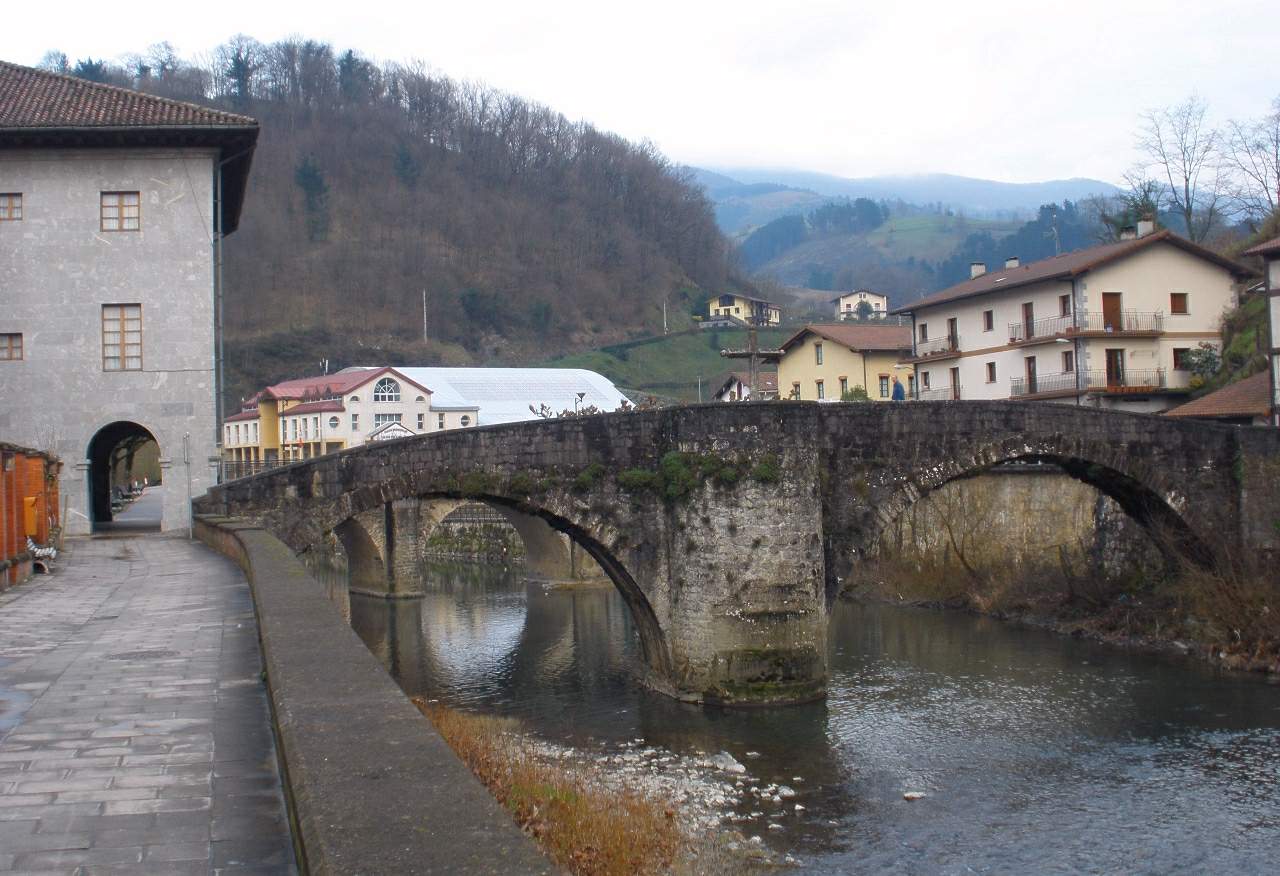 Paso del río Oria