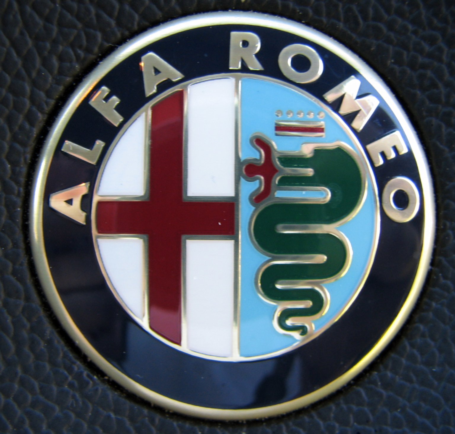 Alfa romeo 159 2 4 jtdm 20v hi-res stock photography and images