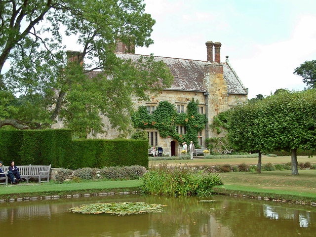 File:Batemans, Burwash - geograph.org.uk - 1063119.jpg