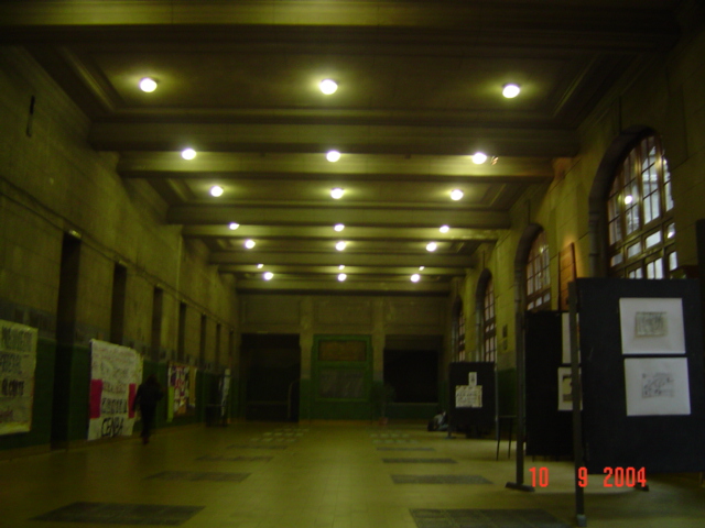 File:Colegio Nacional de Buenos Aires - Claustro Central (2).jpg