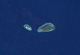 File:Credner Islands (Landsat).JPG