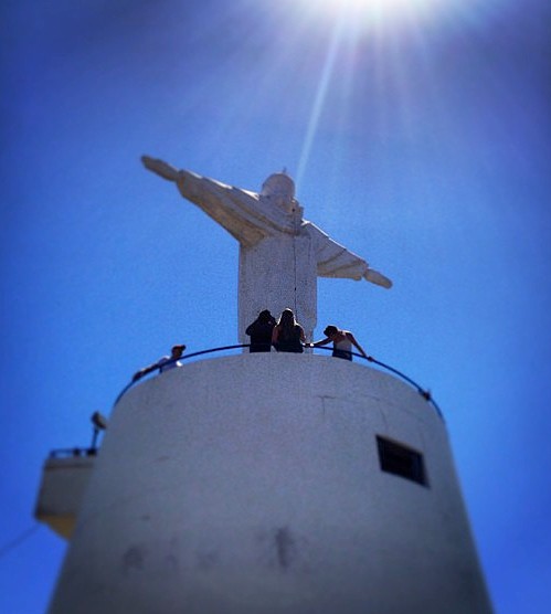 File:Cristo Redentor, Morro do Cruzeiro, Águas de Lindóia 1.jpg