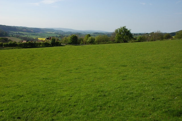 File:Farmland around Pudford Farm - geograph.org.uk - 418092.jpg