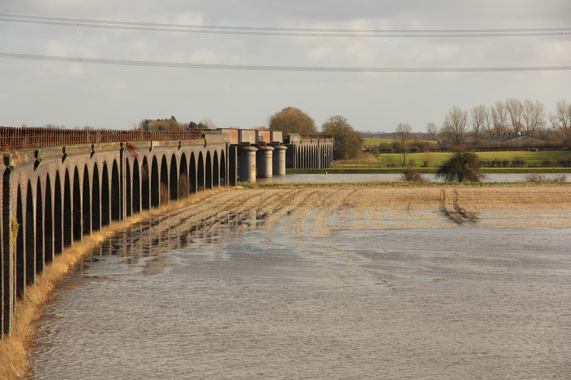 Fledborough Viaduct - geograph.org.uk - 3842396