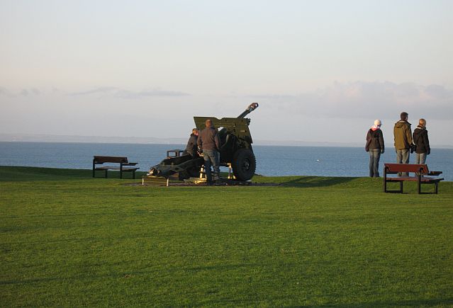 Gun, Dunbar - geograph.org.uk - 684637