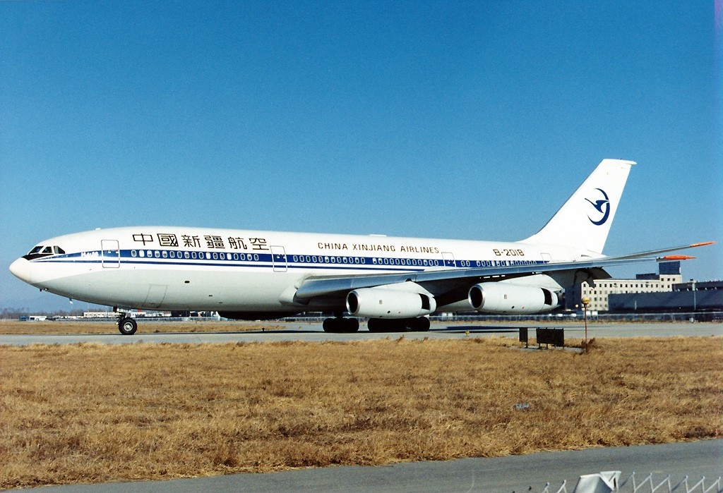 File:Ilyushin Il-86, China Xinjiang Airlines AN0193525.jpg 