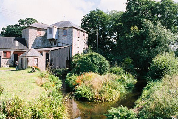 File:Monkokehampton Mill - geograph.org.uk - 36386.jpg