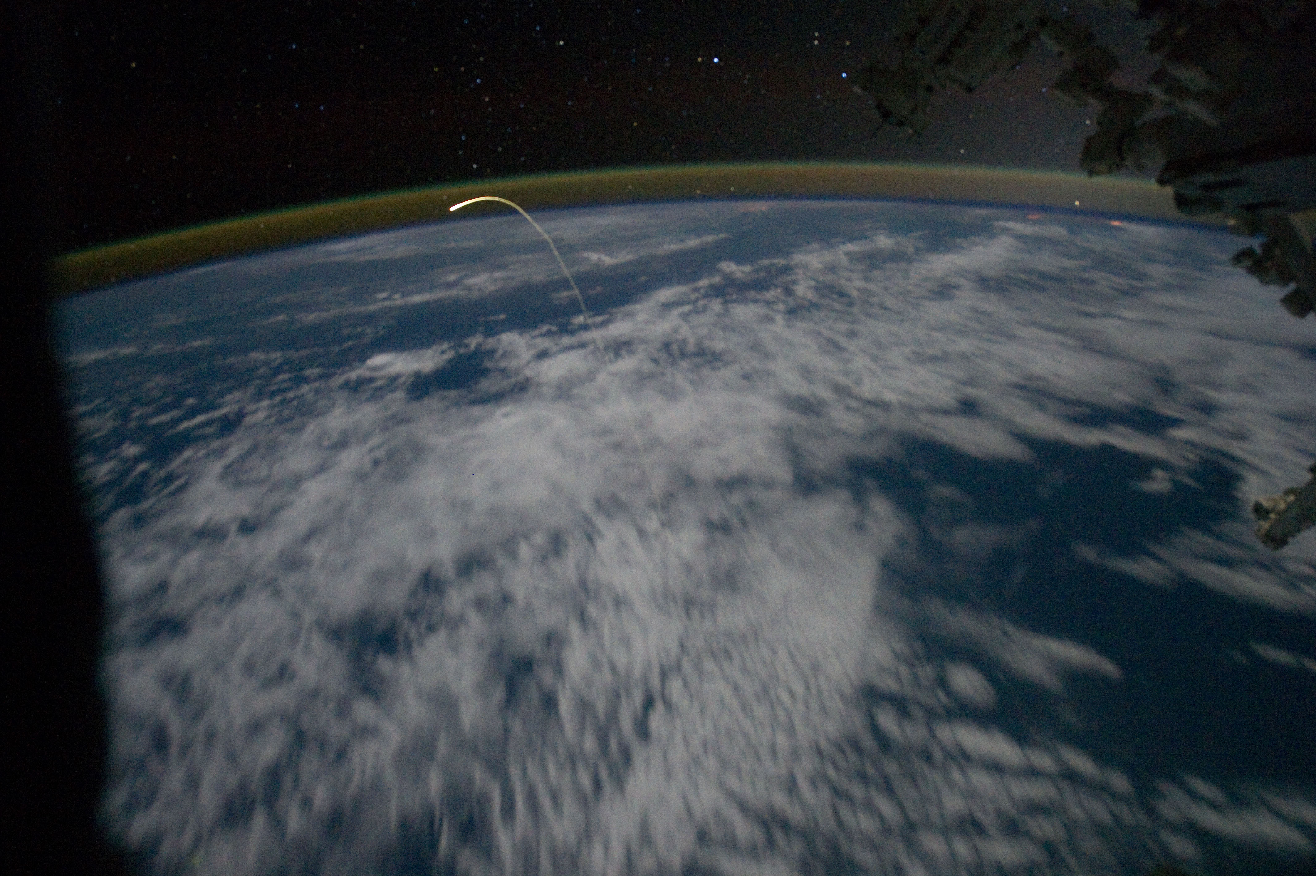 STS-135_Space_Shuttle_Atlantis_reentry_seen_from_the_ISS.jpg