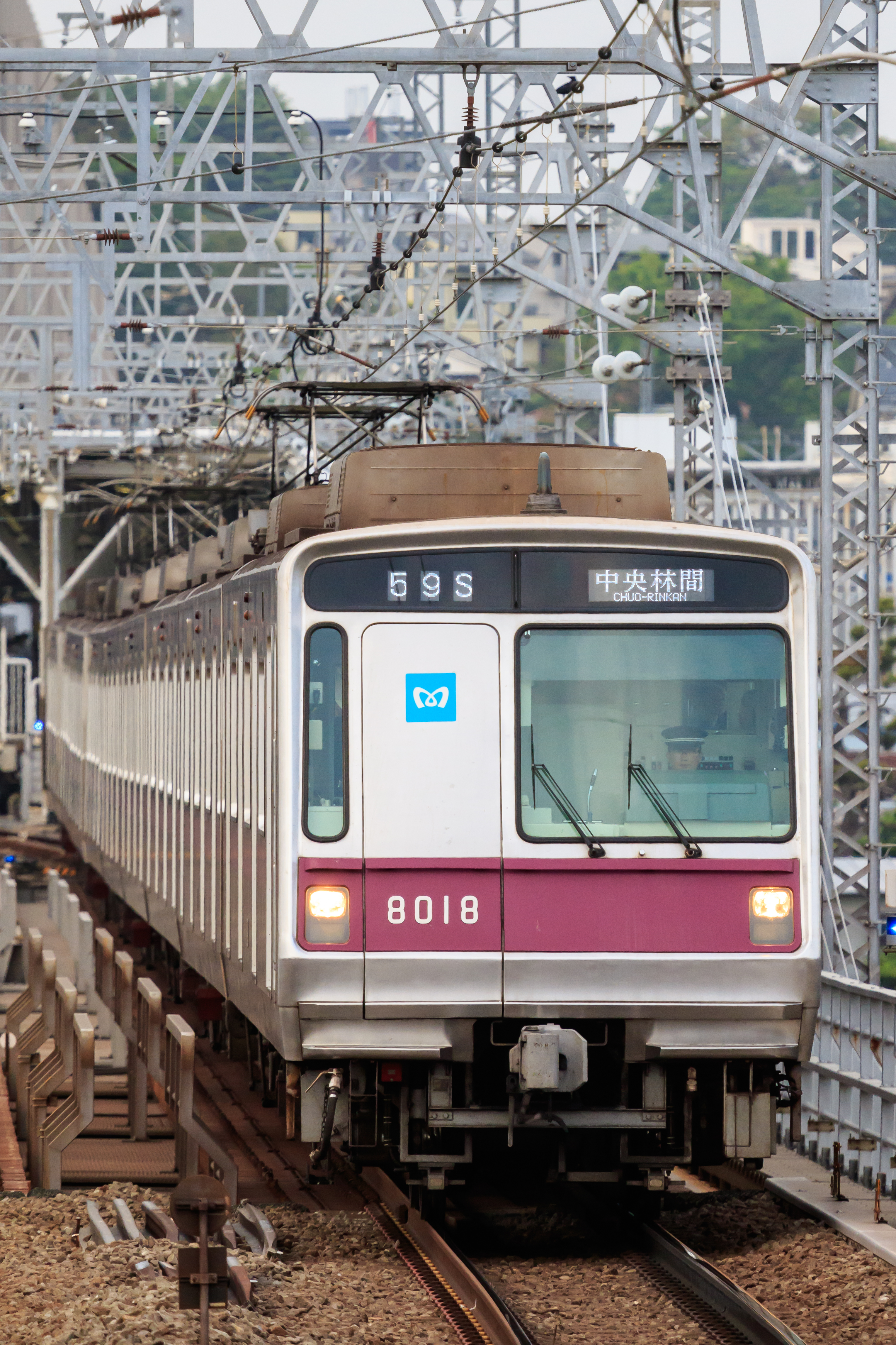 Tokyo metropolitan. Надземное метро Токио. Поезд метро Токио. Tokyo Metro 15000 Series. Tokyo Metro 03.