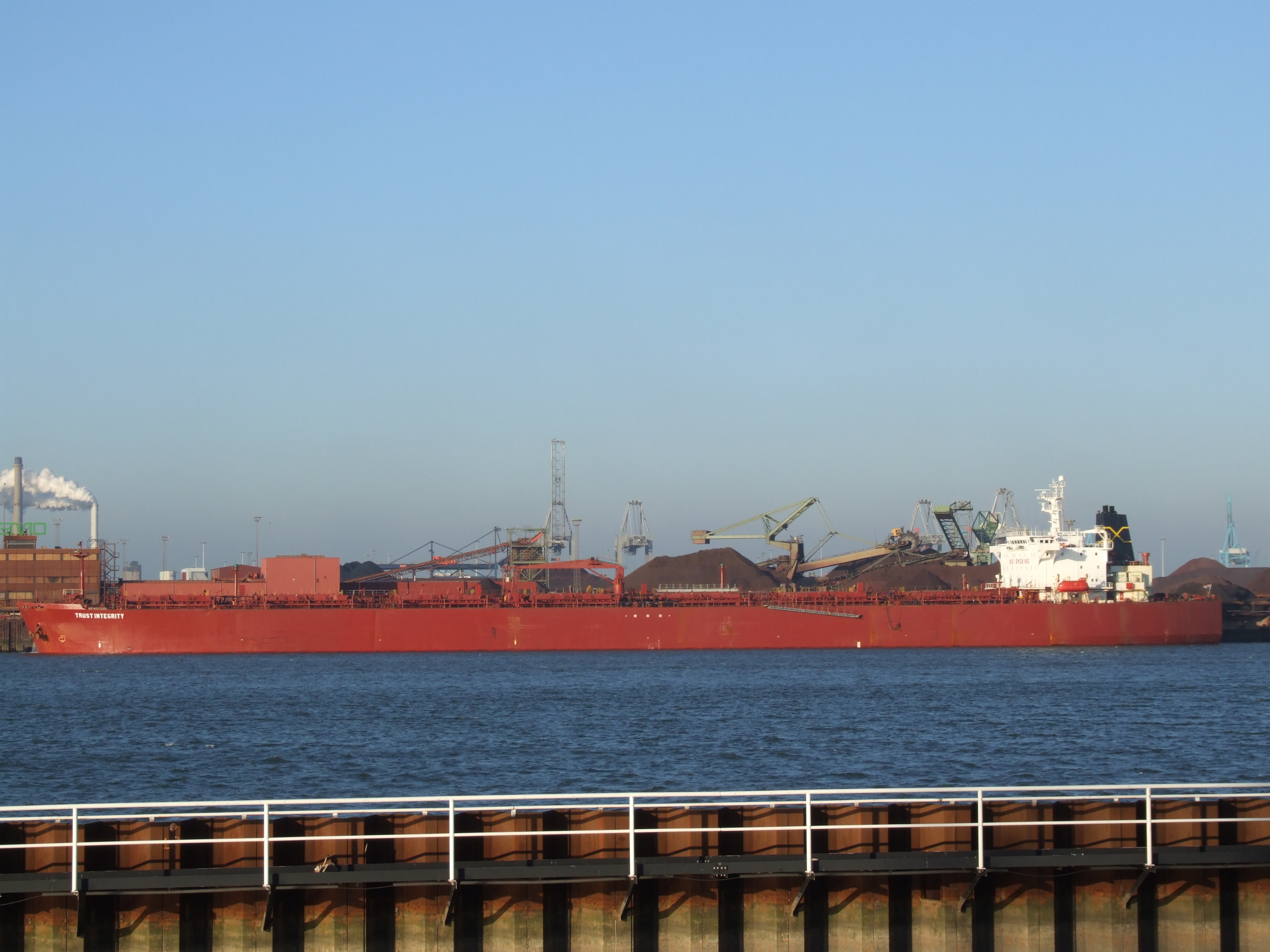 Integrity - IMO 9002233 - Callsign MGLJ6 - 02feb08 p5, Mississippi harbour, Port of Rotterdam, photo-1.jpg - Wikimedia