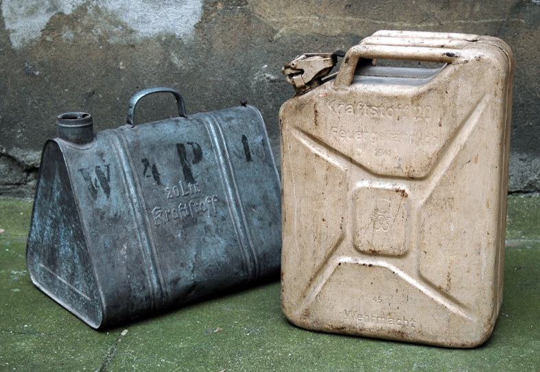 Image of Jerrycans, a World War II invention that is used to this day.