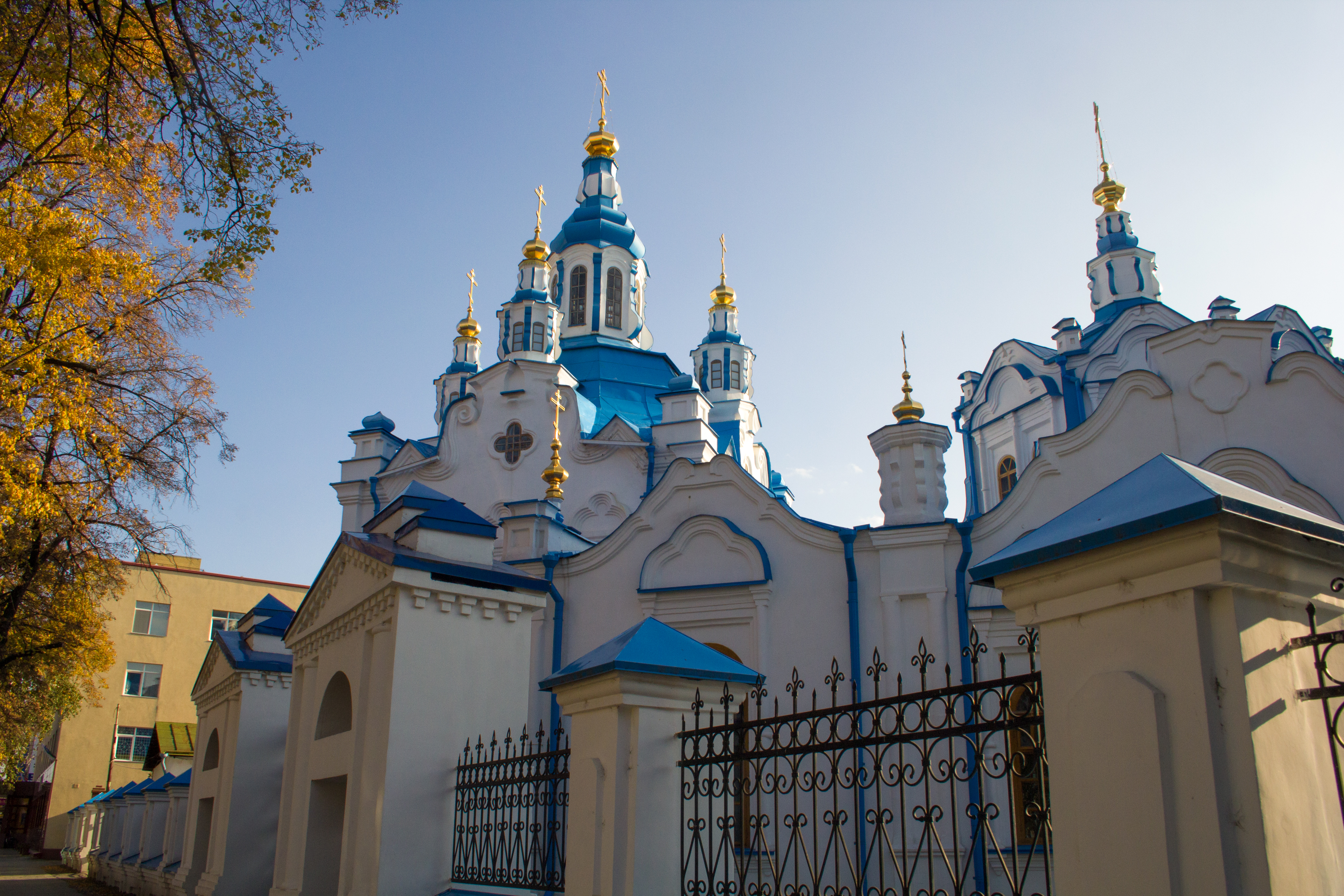 Церковь на Семакова Тюмень