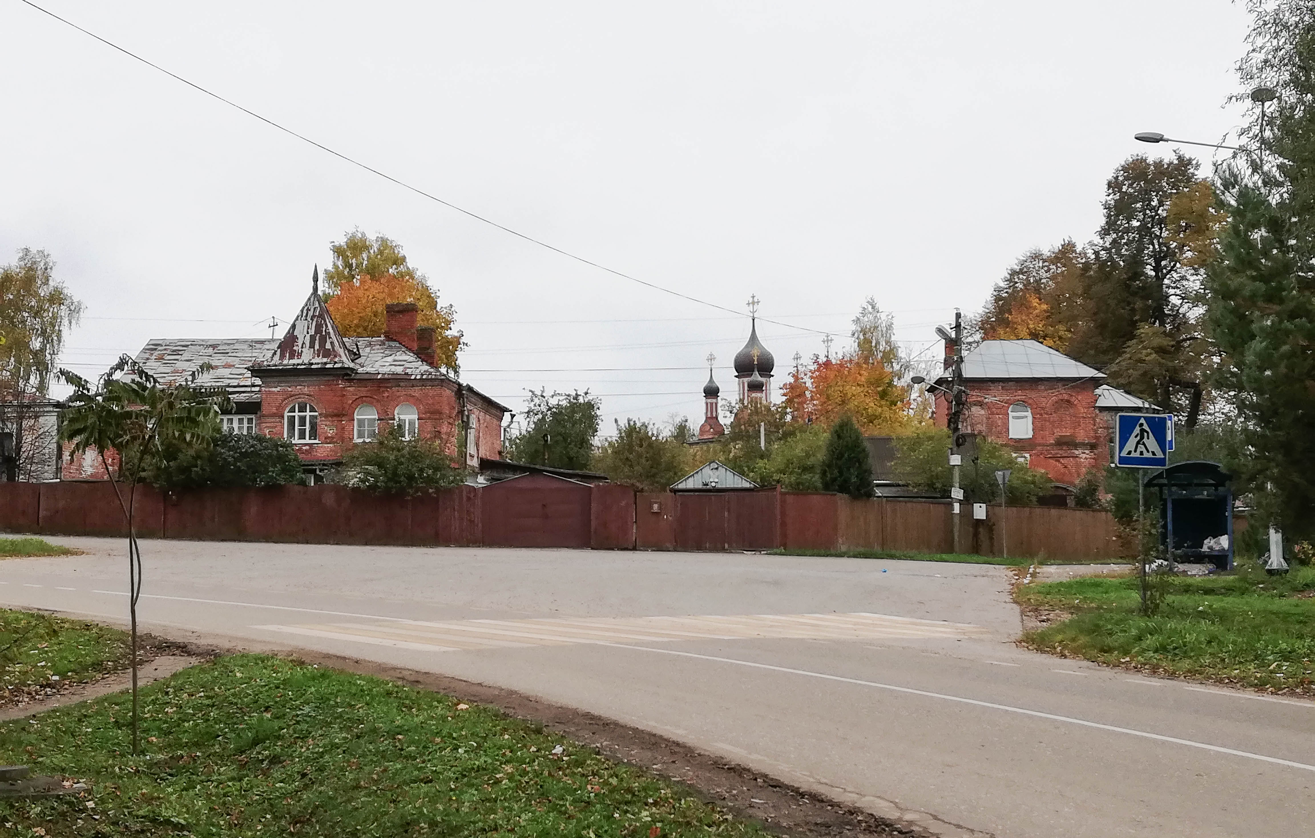 Погода мещерское чеховский. Городская усадьба Мещерской — Бутурлиных. Мещерская школа Чеховский район. Мещерское кладбище Чеховский район. Усадьба Мещерская в Валищево.