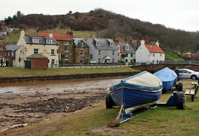 Boats by the Beck, Sandsend - geograph.org.uk - 804335