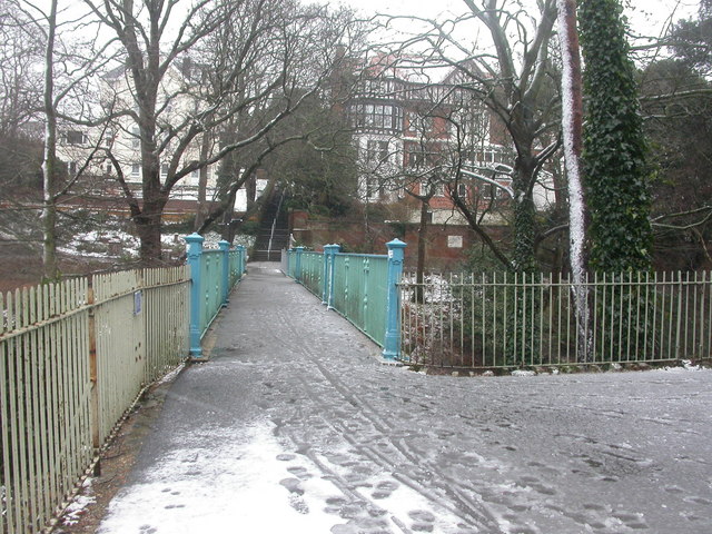 File:Boscombe Chine Gardens, footbridge - geograph.org.uk - 1150120.jpg