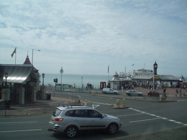 File:Brighton Pier Roundabout - geograph.org.uk - 1354135.jpg