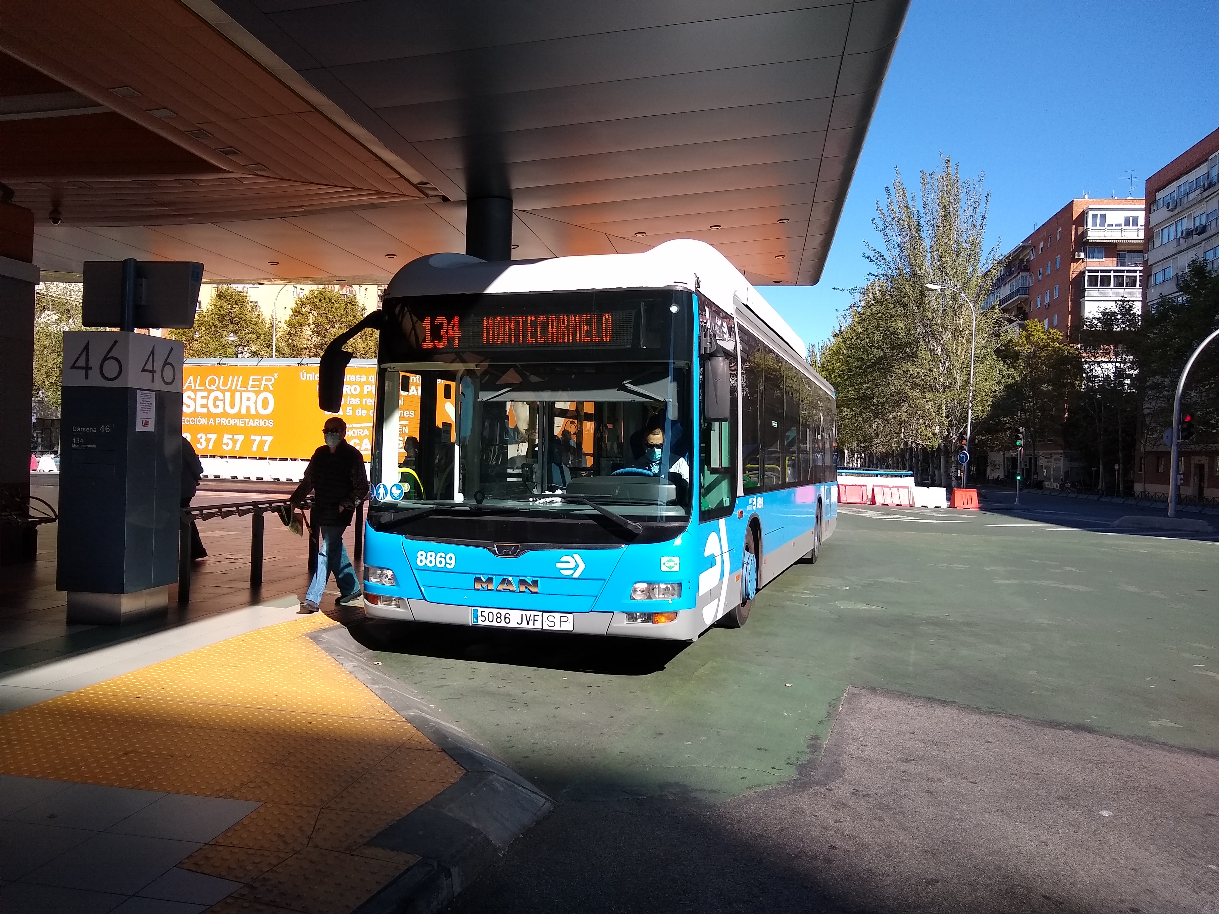 Contando con Imagenes - ACTIVO - Página 6 Bus_l%C3%ADnea_134_EMT_Madrid