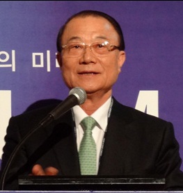 File:Choi Si-jung from acrofan.jpg