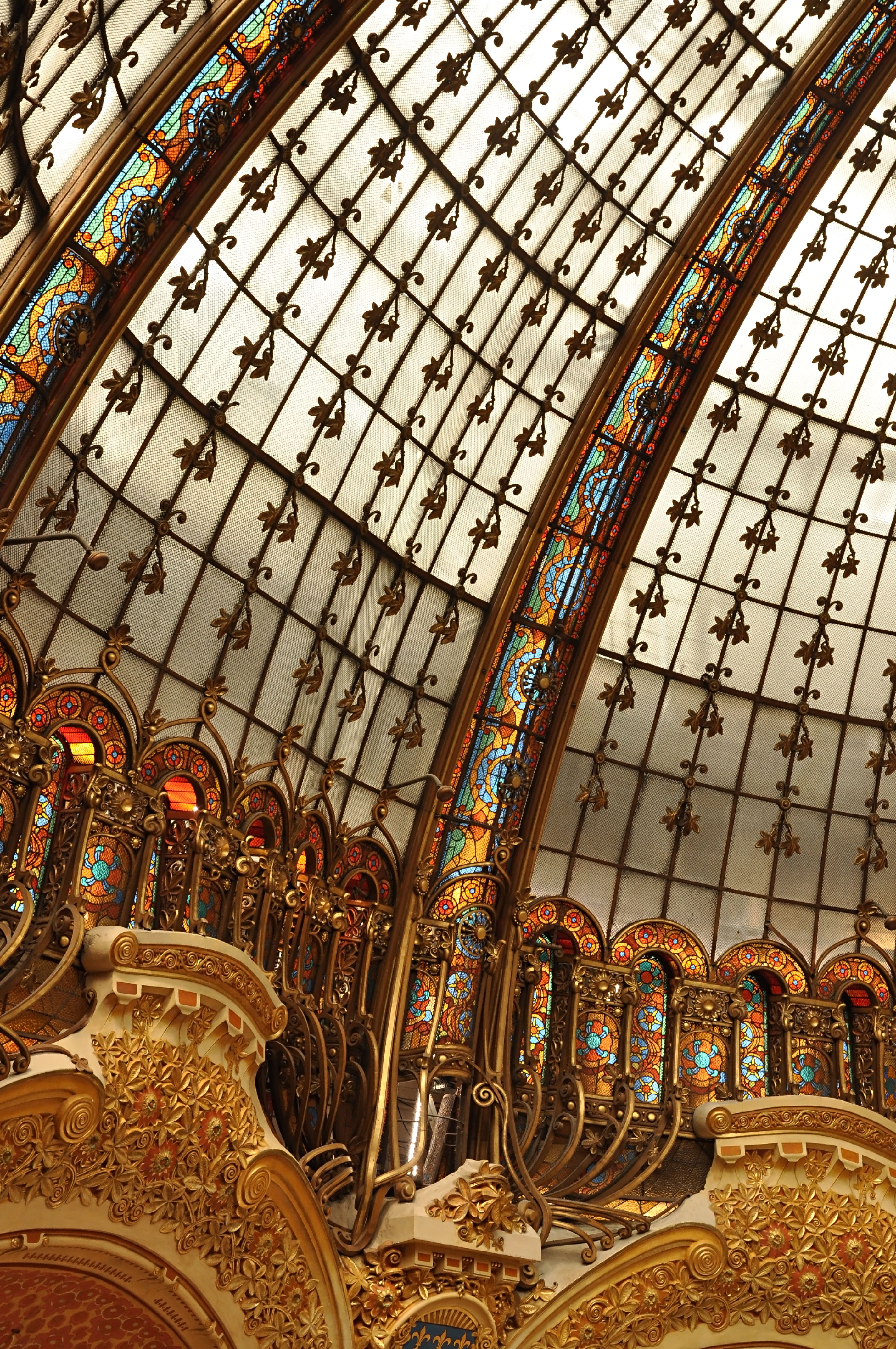 File:Galerie Lafayette Haussmann Dome.jpg - Wikipedia