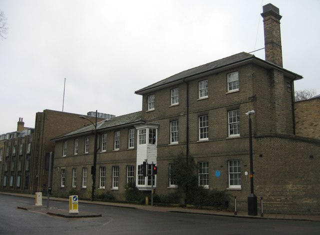 File:Darwin College - geograph.org.uk - 1109646.jpg