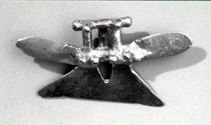 File:Eagle Pendant MET vs1979 206 494.jpg