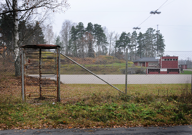 File:Edströmsvallen Hälleforsnäs.jpg