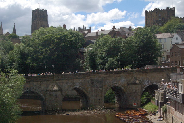 File:Elvet Bridge - geograph.org.uk - 880315.jpg