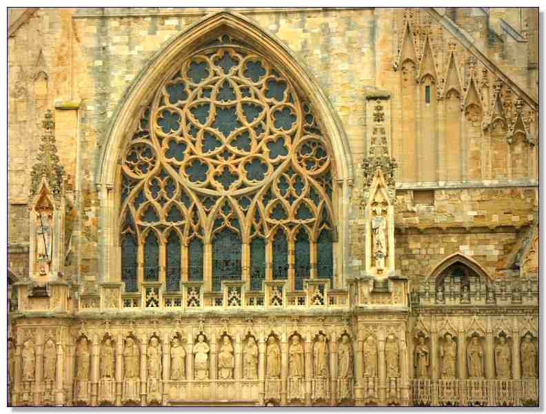 File:Exeter cathedral 002.jpg