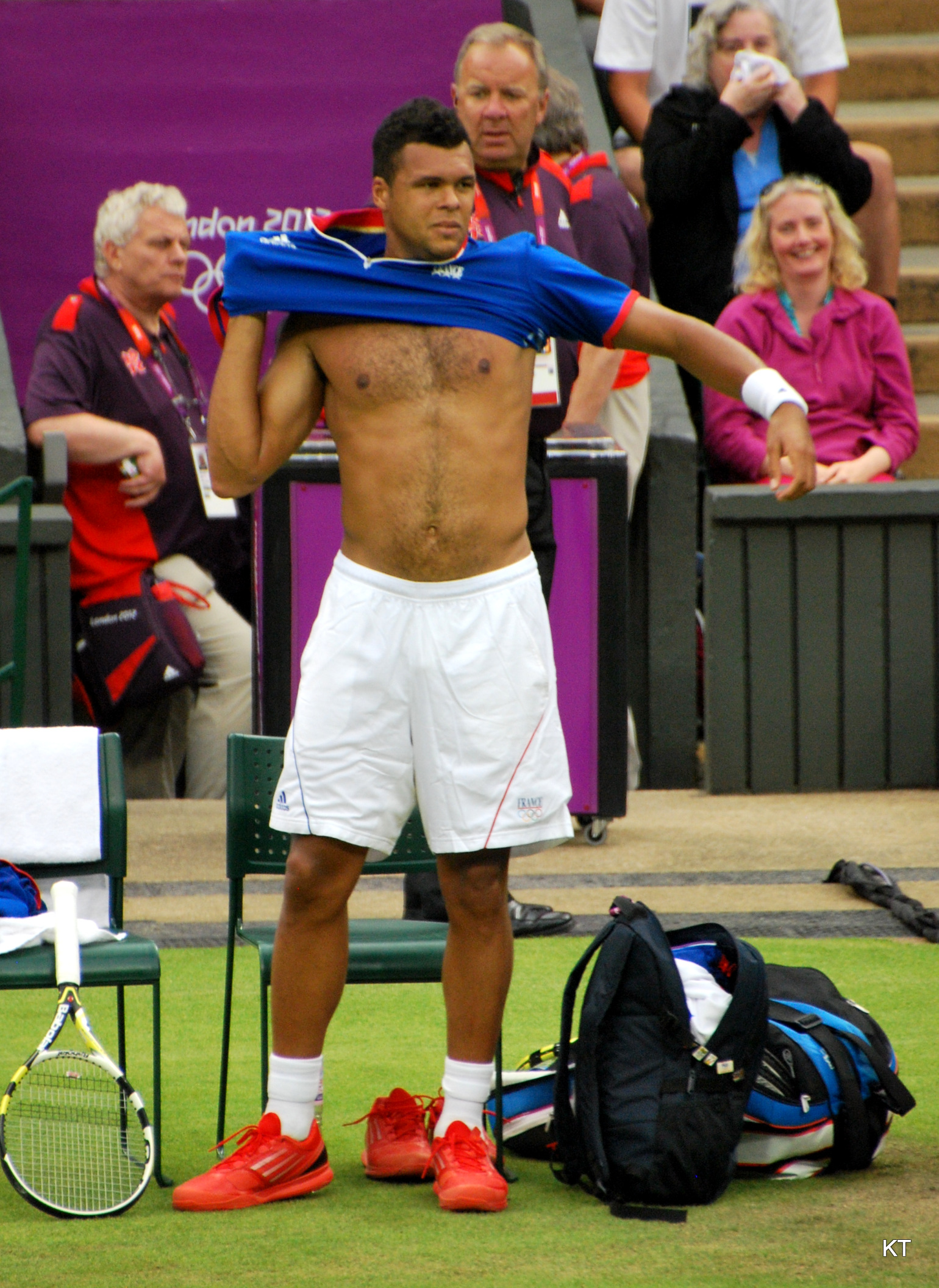 File Flickr Carine06 Tsonga Shirt Change Jpg Wikimedia Commons