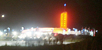 File:Gananoque Thousand Islands casino at night.jpg